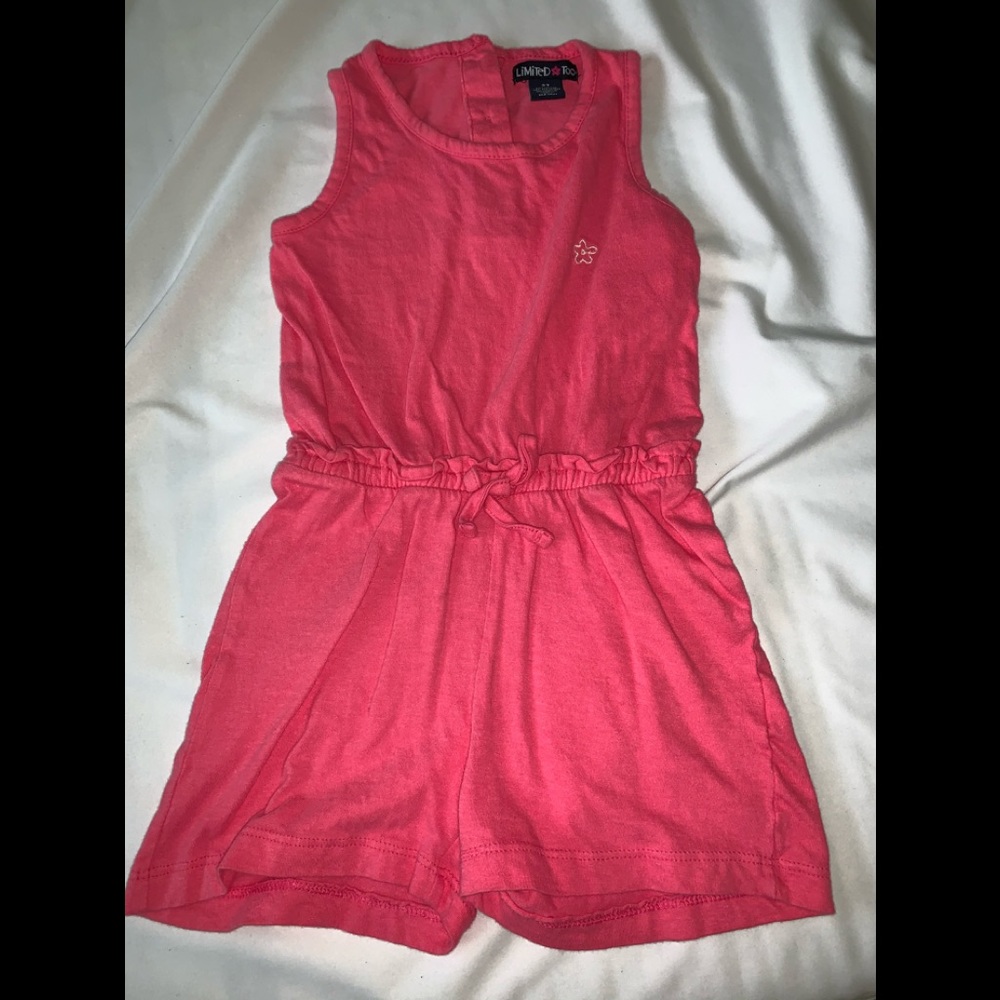 Cute girl’s romper!